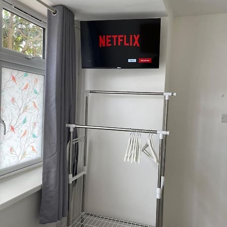 Studio Flat Fully Equipped Croydon Exterior foto